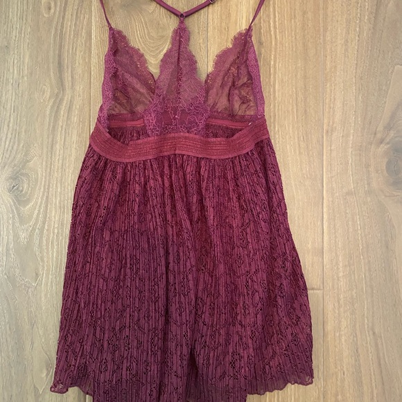 Victoria’s Secret Elegant Lace purple Babydoll size small lingerie - Picture 8 of 8